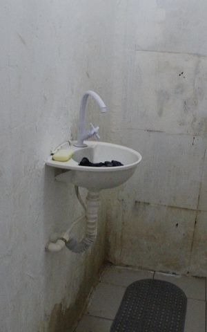 Casa de condomínio à venda com 110m², 3 quartos e sem vagaBanheiro de serviço