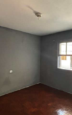 Casa à venda com 252m², 4 quartos e 6 vagas Casa à venda com 252m², 4 quartos e 6 vagasQuarto da Edícula