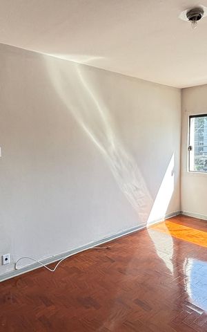 Casa à venda com 252m², 4 quartos e 6 vagas Casa à venda com 252m², 4 quartos e 6 vagasQuarto 3