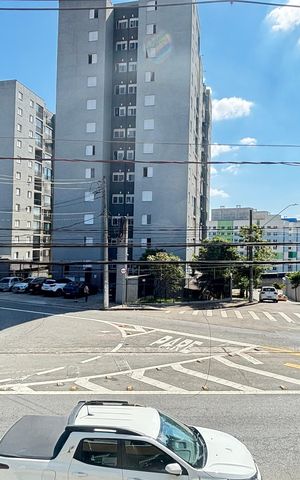 Casa à venda com 252m², 4 quartos e 6 vagas Casa à venda com 252m², 4 quartos e 6 vagasVista do Quarto 3