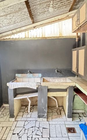 Casa à venda com 252m², 4 quartos e 6 vagas Casa à venda com 252m², 4 quartos e 6 vagasÁrea de Serviço