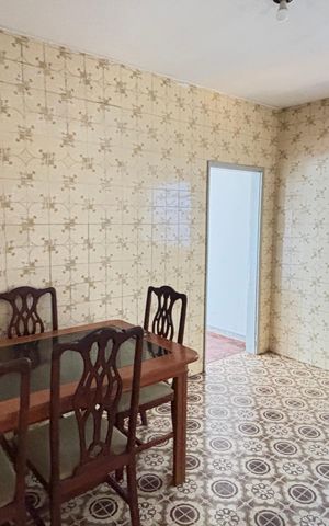 Casa à venda com 252m², 4 quartos e 6 vagas Casa à venda com 252m², 4 quartos e 6 vagasCopa