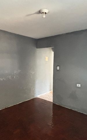 Casa à venda com 252m², 4 quartos e 6 vagas Casa à venda com 252m², 4 quartos e 6 vagasQuarto da Edícula