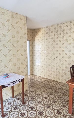 Casa à venda com 252m², 4 quartos e 6 vagas Casa à venda com 252m², 4 quartos e 6 vagasCopa