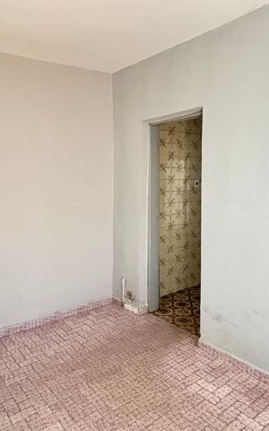 Casa à venda com 252m², 4 quartos e 6 vagas Casa à venda com 252m², 4 quartos e 6 vagasCozinha