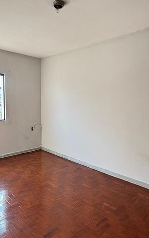 Casa à venda com 252m², 4 quartos e 6 vagas Casa à venda com 252m², 4 quartos e 6 vagasQuarto 3