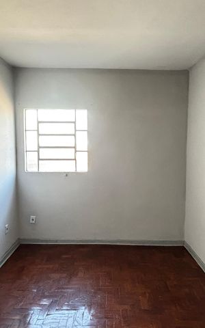 Casa à venda com 252m², 4 quartos e 6 vagas Casa à venda com 252m², 4 quartos e 6 vagasQuarto 2