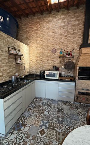 Casa à venda com 127m², 3 quartos e 2 vagas