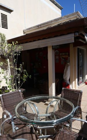 Apartamento à venda com 126m², 2 quartos e 1 vaga Apartamento à venda com 126m², 2 quartos e 1 vagaÁrea externa