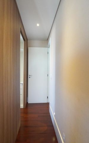 Apartamento à venda com 130m², 3 quartos e 2 vagasSuíte