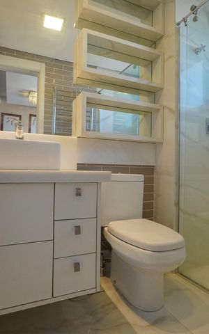 Apartamento à venda com 130m², 3 quartos e 2 vagasSuíte