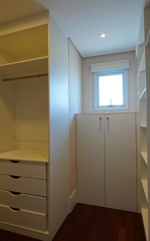 Apartamento à venda com 130m², 3 quartos e 2 vagasSuíte
