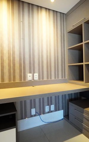 Apartamento à venda com 130m², 3 quartos e 2 vagasEscritório
