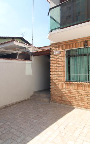 Casa para alugar com 125m², 3 quartos e 2 vagasGaragem