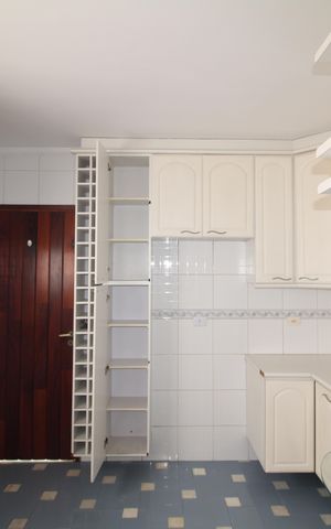 Casa para alugar com 125m², 3 quartos e 2 vagasCozinha