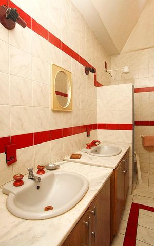 Casa para alugar com 278m², 8 quartos e 2 vagasBanheiro 1 Quartos Suíte Americana