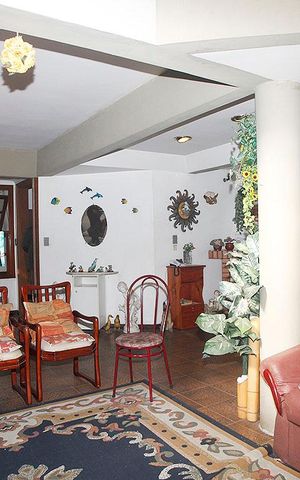 Casa para alugar com 278m², 8 quartos e 2 vagasSala