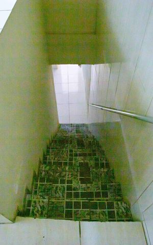 Casa para alugar com 69m², 1 quarto e 1 vagaEscada