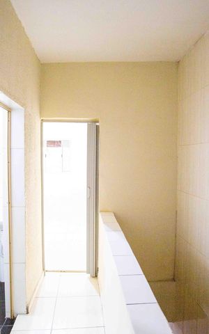 Casa para alugar com 69m², 1 quarto e 1 vagaHall