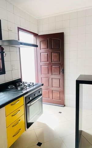 Casa de condomínio para alugar com 70m², 2 quartos e 2 vagas Casa de condomínio para alugar com 70m², 2 quartos e 2 vagasCozinha