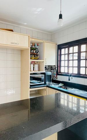 Casa de condomínio para alugar com 70m², 2 quartos e 2 vagas Casa de condomínio para alugar com 70m², 2 quartos e 2 vagasCozinha