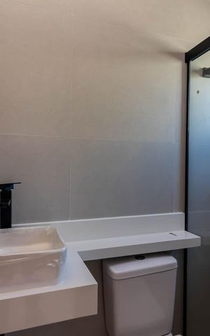 Casa à venda com 90m², 3 quartos e 2 vagasBanheiro da Suíte