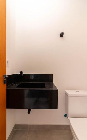 Casa à venda com 90m², 3 quartos e 2 vagasLavabo