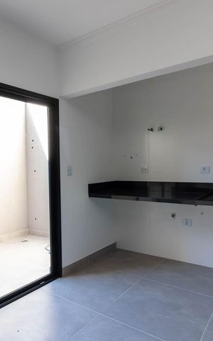 Casa à venda com 90m², 3 quartos e 2 vagasÁrea de Serviço