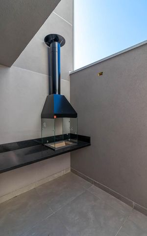 Casa à venda com 90m², 3 quartos e 2 vagasQuintal