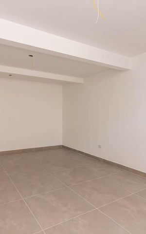 Casa à venda com 90m², 3 quartos e 2 vagasÁrea comum