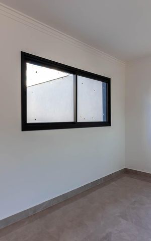 Casa à venda com 90m², 3 quartos e 2 vagasSala