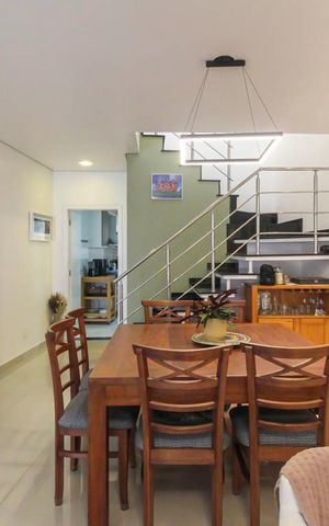 Casa à venda com 143m², 3 quartos e 3 vagas