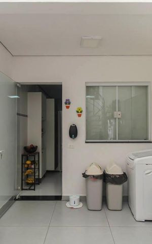 Casa à venda com 143m², 3 quartos e 3 vagas