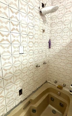Casa à venda com 125m², 3 quartos e 2 vagas Casa à venda com 125m², 3 quartos e 2 vagasBanheiro 1