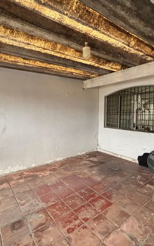 Casa à venda com 125m², 3 quartos e 2 vagas Casa à venda com 125m², 3 quartos e 2 vagasGaragem