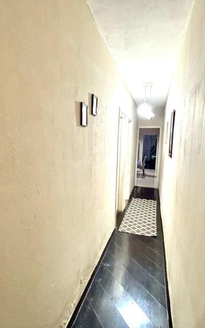 Casa à venda com 125m², 3 quartos e 2 vagas Casa à venda com 125m², 3 quartos e 2 vagasCorredor