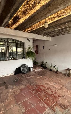 Casa à venda com 125m², 3 quartos e 2 vagas Casa à venda com 125m², 3 quartos e 2 vagasGaragem