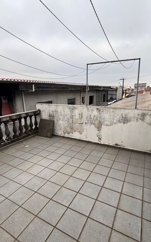 Casa à venda com 125m², 3 quartos e 2 vagas Casa à venda com 125m², 3 quartos e 2 vagasQuintal
