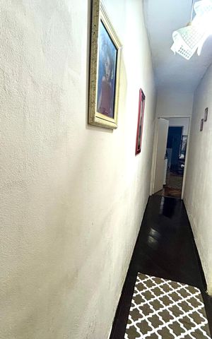 Casa à venda com 125m², 3 quartos e 2 vagas Casa à venda com 125m², 3 quartos e 2 vagasCorredor