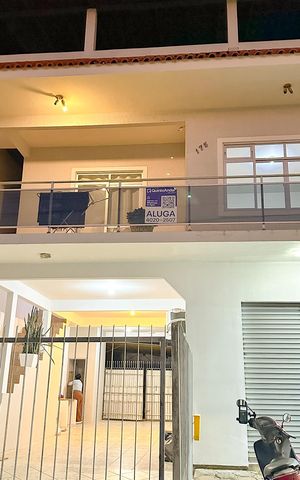 Casa para alugar com 280m², 4 quartos e 2 vagasPlaquinha