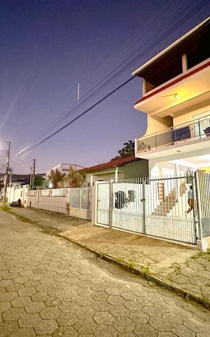 Casa para alugar com 280m², 4 quartos e 2 vagasVista da Rua