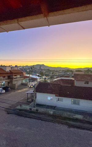 Casa para alugar com 280m², 4 quartos e 2 vagasVista 