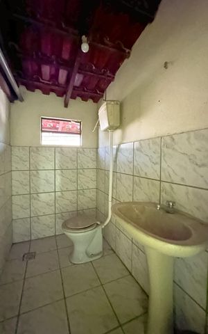 Casa para alugar com 280m², 4 quartos e 2 vagasLavanderia