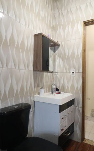 Casa à venda com 120m², 3 quartos e 1 vagaBanheiro 3