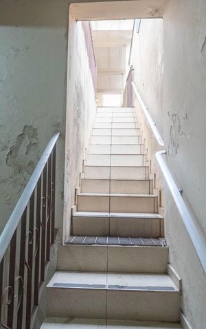 Casa à venda com 160m², 3 quartos e 2 vagas Casa à venda com 160m², 3 quartos e 2 vagasEntrada