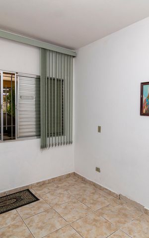 Casa à venda com 6m², 3 quartos e 2 vagas Casa à venda com 6m², 3 quartos e 2 vagasSuíte 1