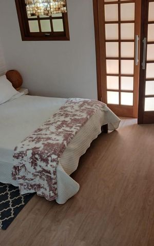 Casa para alugar com 385m², 5 quartos e 3 vagas Casa para alugar com 385m², 5 quartos e 3 vagasQuarto