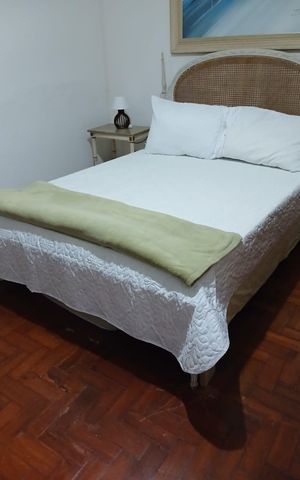 Casa para alugar com 385m², 5 quartos e 3 vagas Casa para alugar com 385m², 5 quartos e 3 vagasQuarto