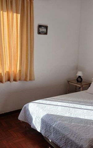 Casa para alugar com 385m², 5 quartos e 3 vagas Casa para alugar com 385m², 5 quartos e 3 vagasQuarto