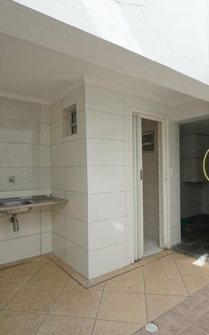 Casa à venda com 100m², 2 quartos e 1 vagaQuintal